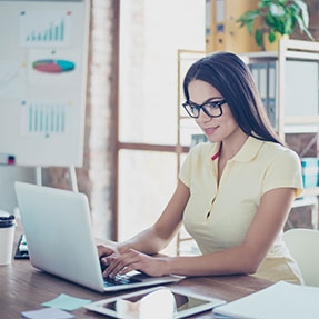 Formation secrétaire assistant(e) marketing publicité